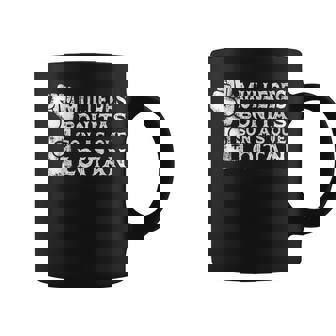 Mujer Mulleres Bonitas Son As Que Loitan Cuello V Taza de café - Regaloses