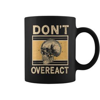 Ne Pas Trop Réagirecteur Graphiqueintage Contour Tasse - Cadeauxyz