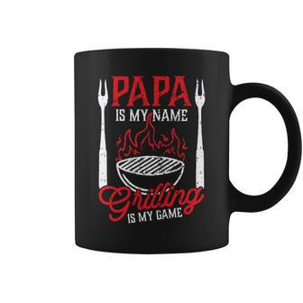 Papa Is My Name Grillen Is My Game Zitatatertag Bbq Tassen - Geschenkecke