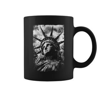 Statue Of Liberty Distressed Usa Graphic Coffee Mug - Monsterry