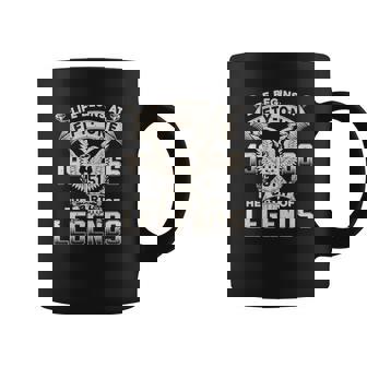 Tasse Life Begins at Fifty-One 1966, Légendes Nées en 1966 - Cadeauxyz
