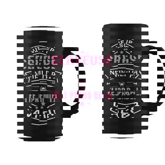 Une Super Serveuse Neieillit Pas Cadeau Serveuse Tasse - Cadeauxyz