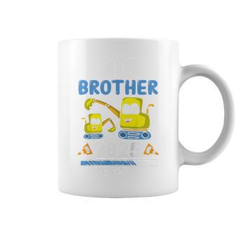 Niños Big Brother 2025 Cargando Nueva Excavadora Big Brother Taza de café - Regaloses