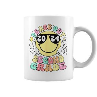 Peace Out Second Grade Retro Smile Last Day Of School 2024 Coffee Mug - Seseable