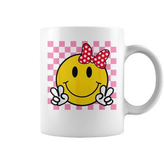 Retro Happy Face With Bow And Checkered Pattern Smile Face Coffee Mug - Thegiftio UK