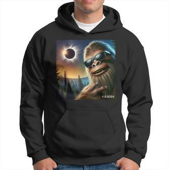 Bigfoot Glasses Taking A Selfie With Solar 2024 Eclipse Hoodie | Mazezy