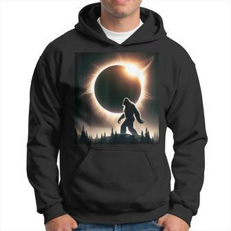 Bigfoot Solar Eclipse 2024 Sasquatch Usa April 8 2024 Yeti Hoodie - Seseable