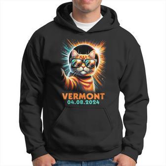 Cat Taking A Selfie Total Solar Eclipse 2024 Vermont Hoodie - Thegiftio UK