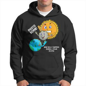 Photobomb What Really Happens During Solar Eclipse Hoodie - Seseable