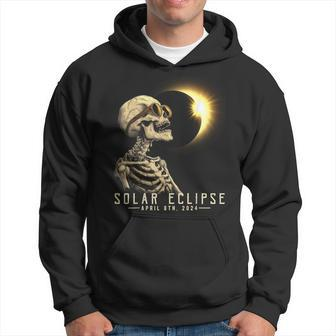 Solar Eclipse 2024 Total Eclipse April 8Th 2024 Skull Hoodie | Mazezy