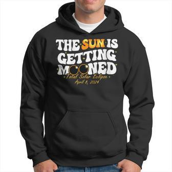 The Sun Is Getting Mooned Total Solar Eclipse Chase 2024 Hoodie - Seseable