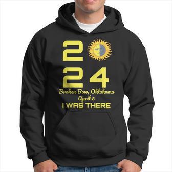 Total Solar Eclipse Broken Bow Oklahoma April 08 2024 Retro Hoodie - Thegiftio UK