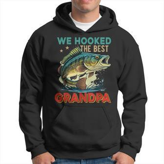 Vintage Retro We Hooked The Best Grandpa Father's Day Fisher Hoodie - Seseable