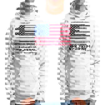 Donald Trump Nunca Rendirá A Trump 2024 Pro Trump Sudadera - Regaloses