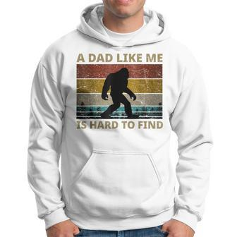 Bigfoot Dad A Dad Like Me Is Hard To Find Father's Day Hoodie - Thegiftio UK