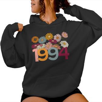 1994 Birth Year Vintage Wildflowers Daisy 29Th Birthday 1994 Women Hoodie - Monsterry AU