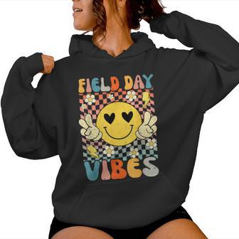 Field Day Vibes Fun Day Groovy Retro Field Trip Boys Girls Women Hoodie - Monsterry AU