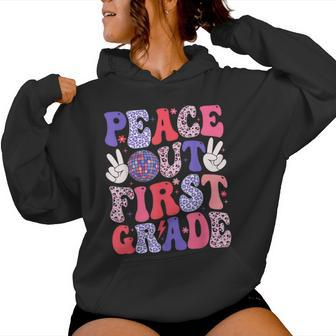 Peace Out First Grade Happy Last Day Of School Groovy Retro Women Hoodie - Seseable
