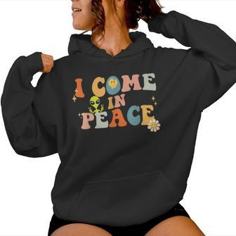 I Come In Peace Im Peace Groovy Matching Couples Women Hoodie - Thegiftio UK