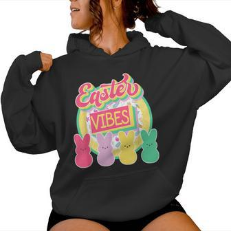 Retro Groovy Easter Vibes Bunny Rabbit Hunting Eggs Family Women Hoodie | Mazezy UK