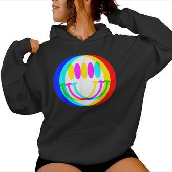 Trendy Happy Face Retro Groovy Smile Face Illusion Women Hoodie - Seseable