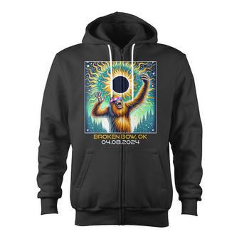 Bigfoot Total Solar Eclipse Broken Bow Oklahoma Zip Up Hoodie - Monsterry UK