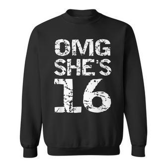 16Th Birthday Sweet 16 Group Photo Outfit Omg She's 16 Sweatshirt - Monsterry