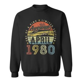 44 Year Old Vintage April 1980 44Th Birthday Women Sweatshirt | Mazezy