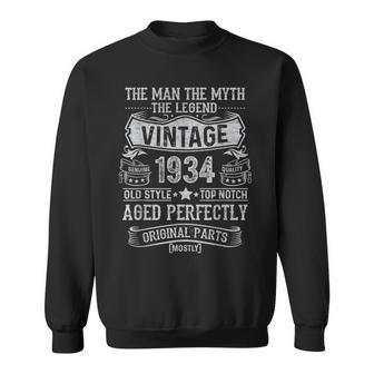 90 Year Old Vintage 1934 Man Myth Legend 90Th Birthday Sweatshirt - Thegiftio UK