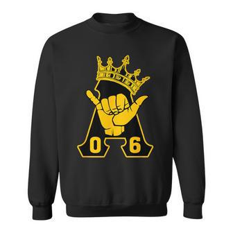 Alpha African 1906 Fraternity Hand Sign Crown Sweatshirt - Monsterry UK