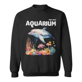 Aquarium Squad Sea Animal Lover Zoo Trip Dolphins Club 2024 Sweatshirt | Mazezy