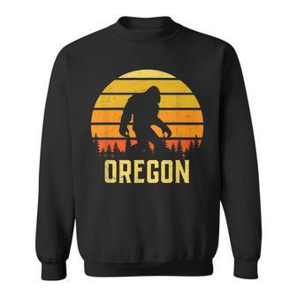 Bigfoot Sasquatch Believer Oregon Vintage Retro Sweatshirt - Monsterry UK