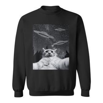 Cat Selfie With Ufo Cat Alien Ufo Sweatshirt - Seseable