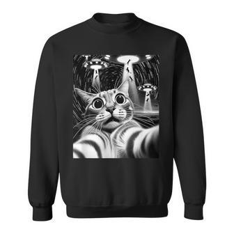 Cat Ufo Invasion Cat Meme Retro Alien Cat Ufo Selfie Sweatshirt - Seseable