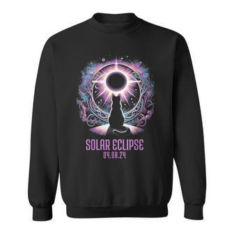 Cat Watching Total Solar Eclipse Apr 8 2024 Astronomy Lover Sweatshirt - Monsterry AU