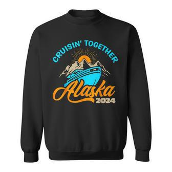 Cruising Alaska 2024 Alaskan Cruise Family Matching Sweatshirt - Thegiftio UK