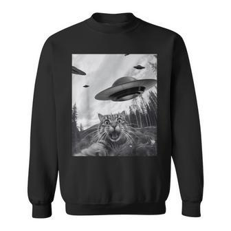 Cat Selfie With Alien Ufo Sweatshirt - Thegiftio UK