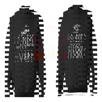 Les Reinas Nacen En Novembre Tshirt Sweater e - Cadeauxyz