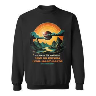 Nature Wildlife Total Solar Eclipse Apr 8 2024 Birthday Sweatshirt - Monsterry CA