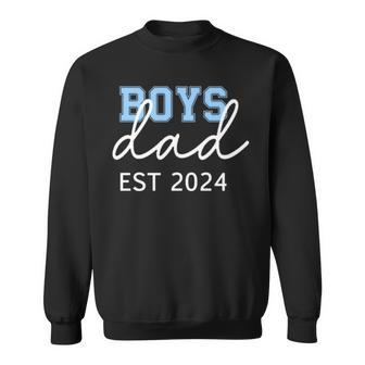 New Daddy Boys Dad Est 2024 Gender Reveal First Fathers Day Sweatshirt - Thegiftio UK