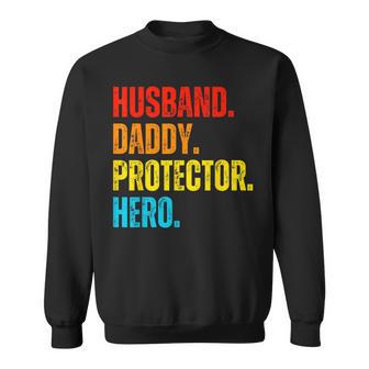 Retro Ehemann Papa Protector Heroatertag Für Papa Sweatshirt - Geschenkecke