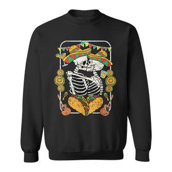 Skeleton Kissing Cinco De Mayo Mexican Sombrero Taco Heart Sweatshirt - Seseable