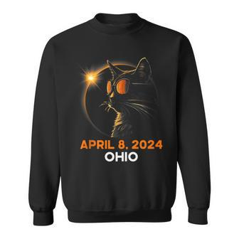 Total Solar Eclipse 2024 Ohio Cat Lover Wearing Glasses Sweatshirt - Thegiftio UK