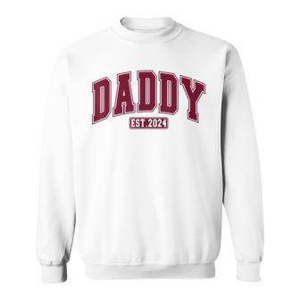 Dad Est 2024 First Dad Father's Day 2024 New Daddy Sweatshirt - Thegiftio UK
