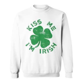 Kiss Me I'm Irish Vintage Saint Patrick Day Women Sweatshirt - Seseable