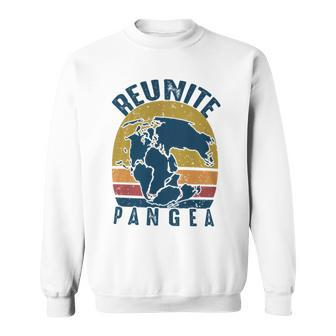 Retro Vintage Reunite Pangea Geologist -Geology Sweatshirt - Monsterry DE