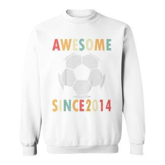 Youth 8Th Birthday Soccer Lover 8 Years Old Vintage Retro Sweatshirt - Monsterry DE