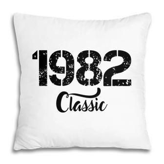Classic 1982 40Th Birthday 1982 Vintage Black Pillow - Seseable