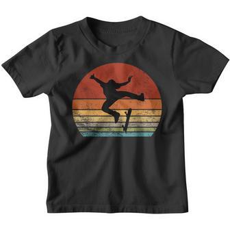 Skaters Having Fun Retro Sunset Skateboard N Skater Kinder Tshirt - Seseable