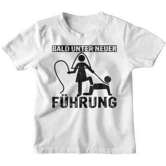 Jga Bald Unter Neuen Führung Mit Braut & Bräutigam Kinder Tshirt - Seseable